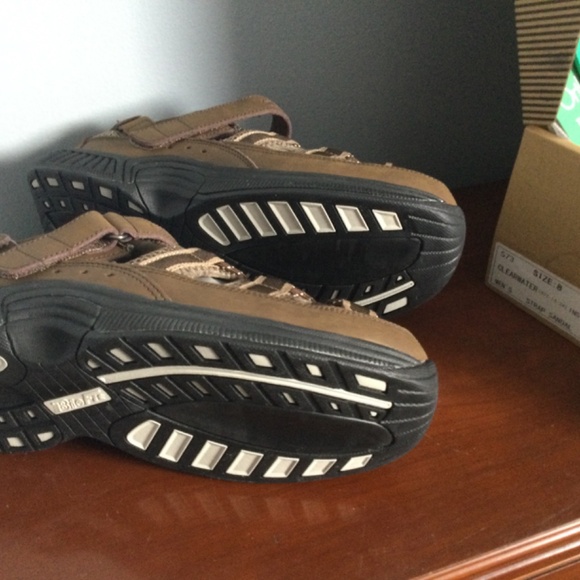 ORTHOFEET Mens Clearwater Strap Sandal …x-wide new in box main image 5